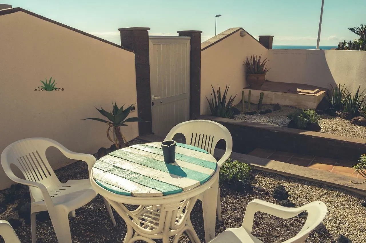 Hostel Aloe Vera Shared House El Médano Spanien